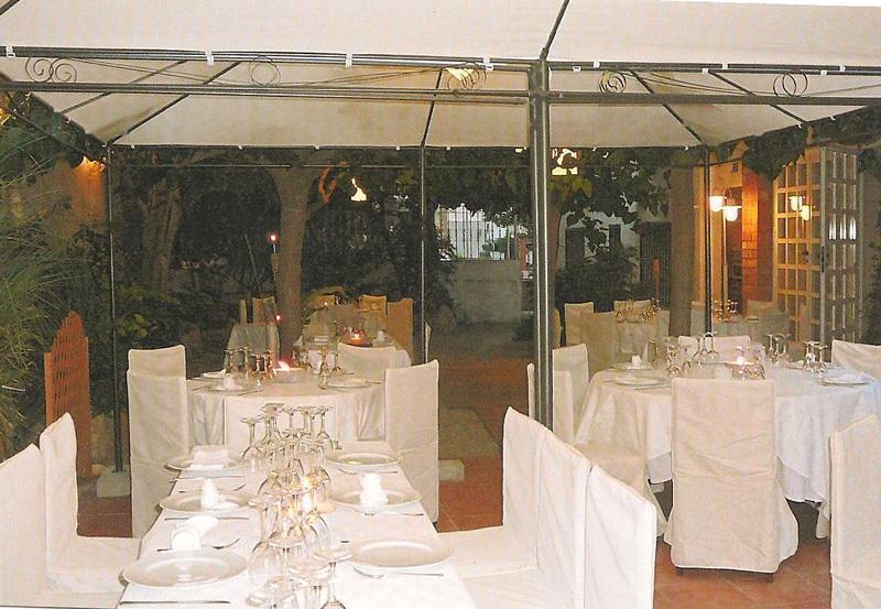 Hotel Restaurant Llansola Сан-Карлос-де-ла-Рапіта Екстер'єр фото